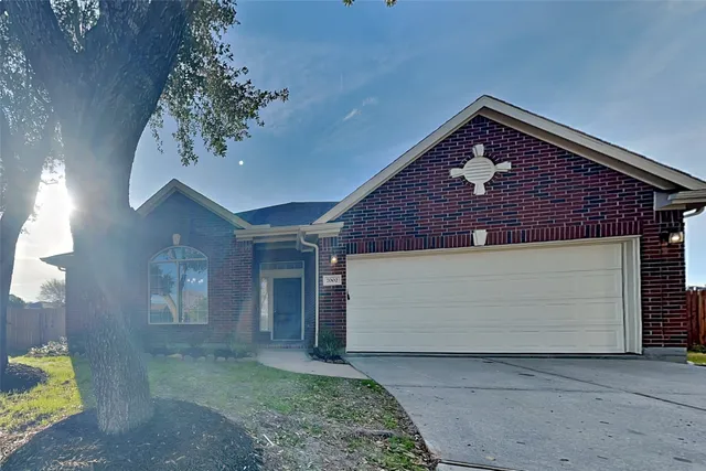 $2,275 | 7002 Winter Blossom Drive, Humble, TX 77346