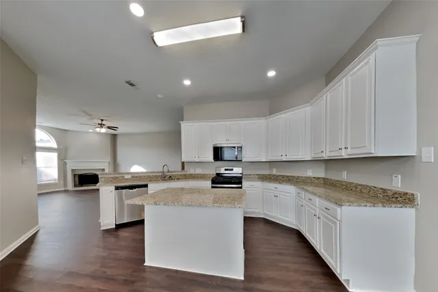 $2,275 | 7002 Winter Blossom Drive, Humble, TX 77346