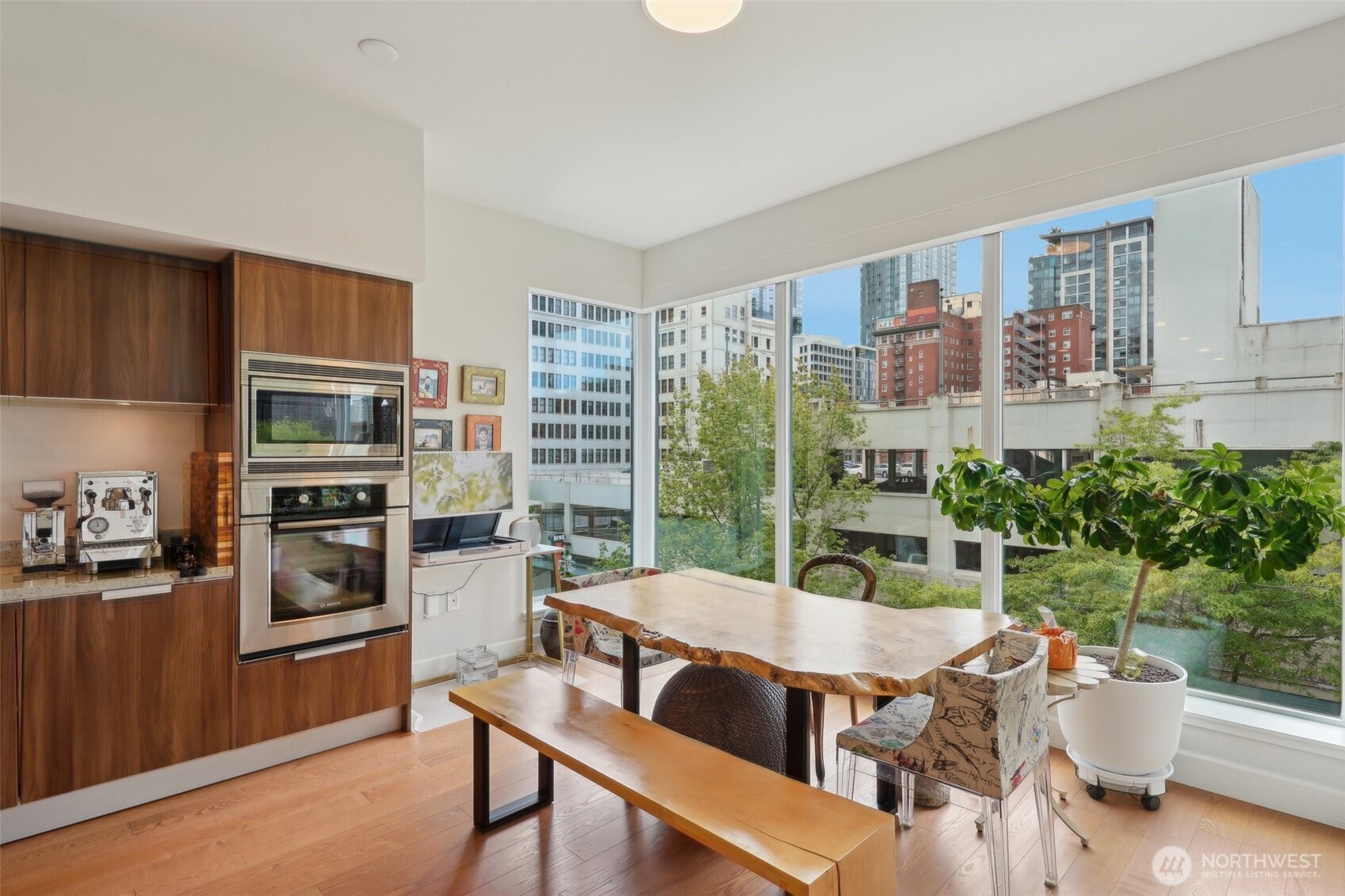 1920 4th Avenue, Unit 502 Seattle, WA 98101 - Photo 14 of 39