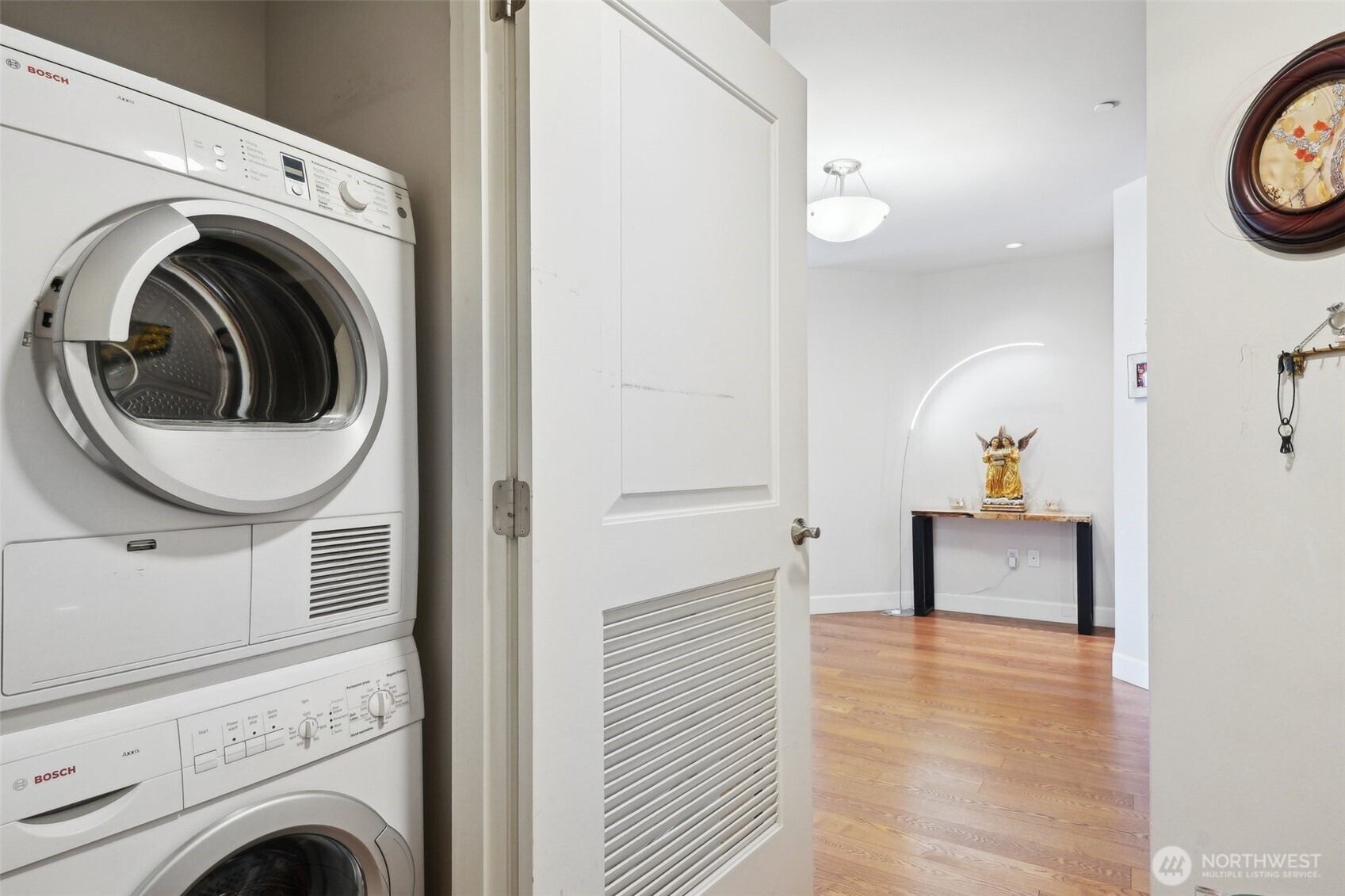 1920 4th Avenue, Unit 502 Seattle, WA 98101 - Photo 18 of 39