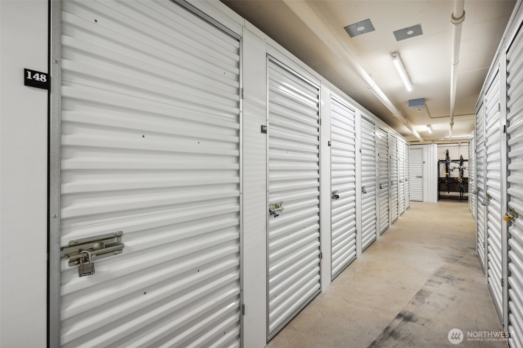 1920 4th Avenue, Unit 502 Seattle, WA 98101 - Photo 24 of 39