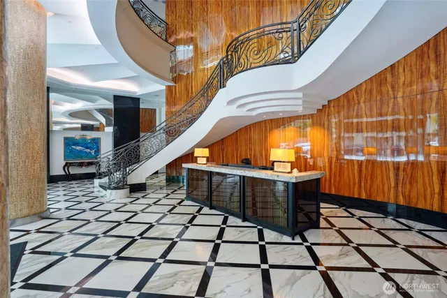 $1,199,900 | 1920 4th Avenue, Unit 502, Seattle, WA 98101