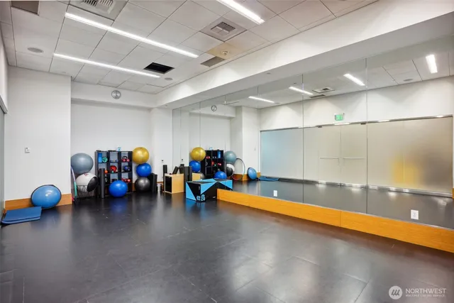 $1,199,900 | 1920 4th Avenue, Unit 502, Seattle, WA 98101