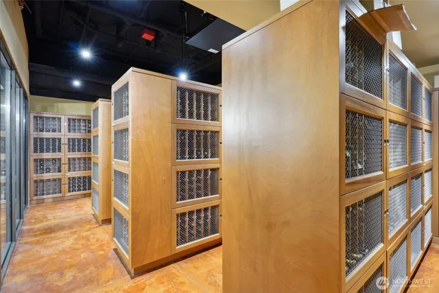 $1,199,900 | 1920 4th Avenue, Unit 502, Seattle, WA 98101