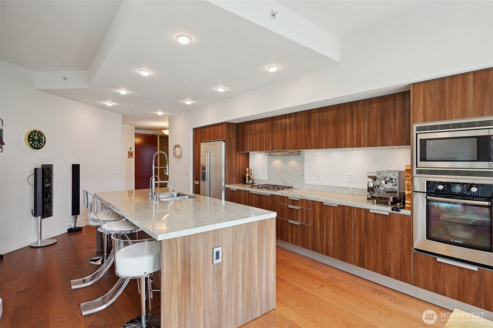 1920 4th Avenue, Unit 502 Seattle, WA 98101 - Photo 5 of 39