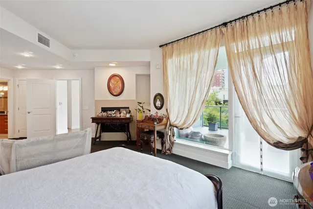 $1,199,900 | 1920 4th Avenue, Unit 502, Seattle, WA 98101