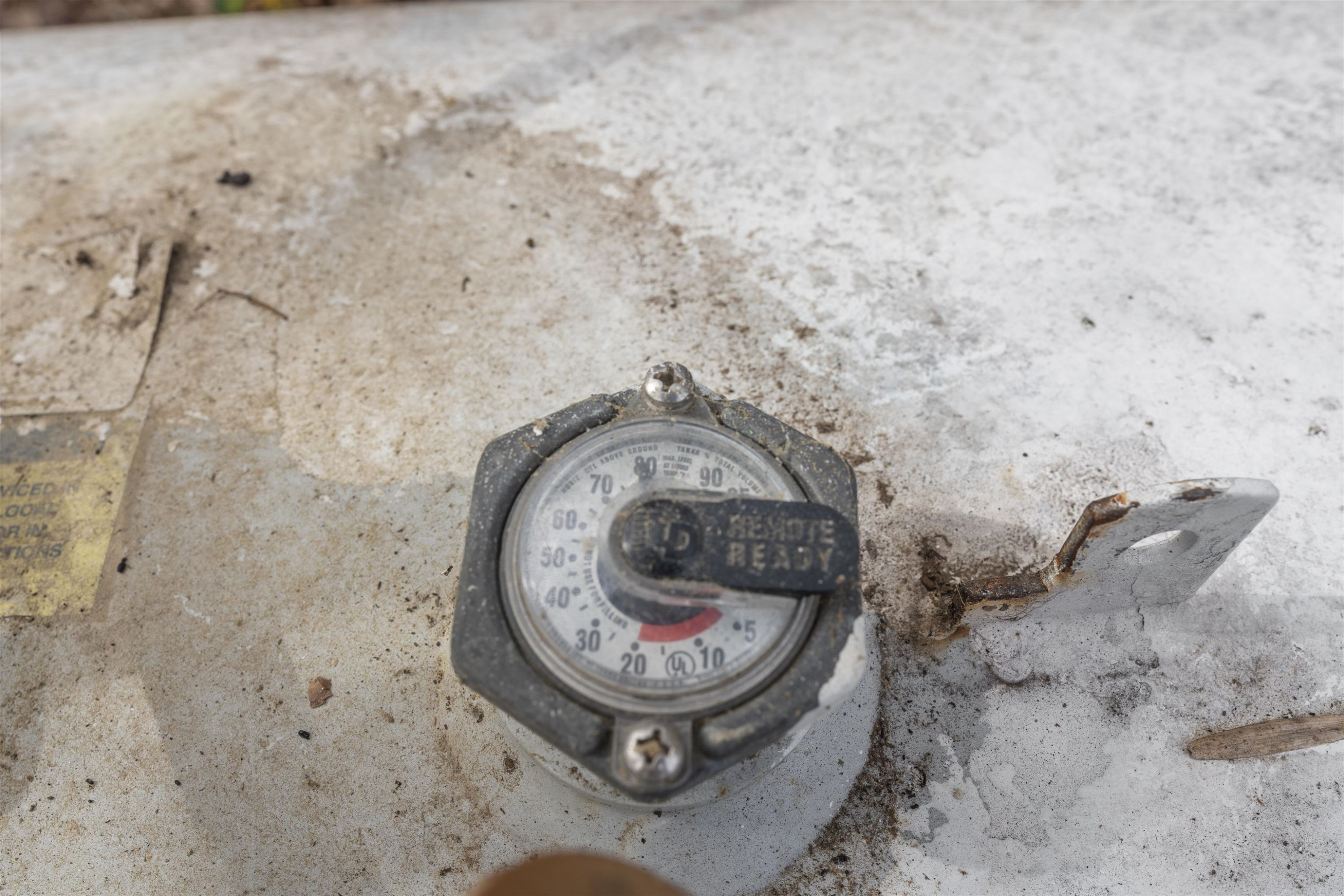 1069 West Perry Road Siler City, NC 27344 - Photo 50 of 55 Left Propane Tank Gauge Full at 80