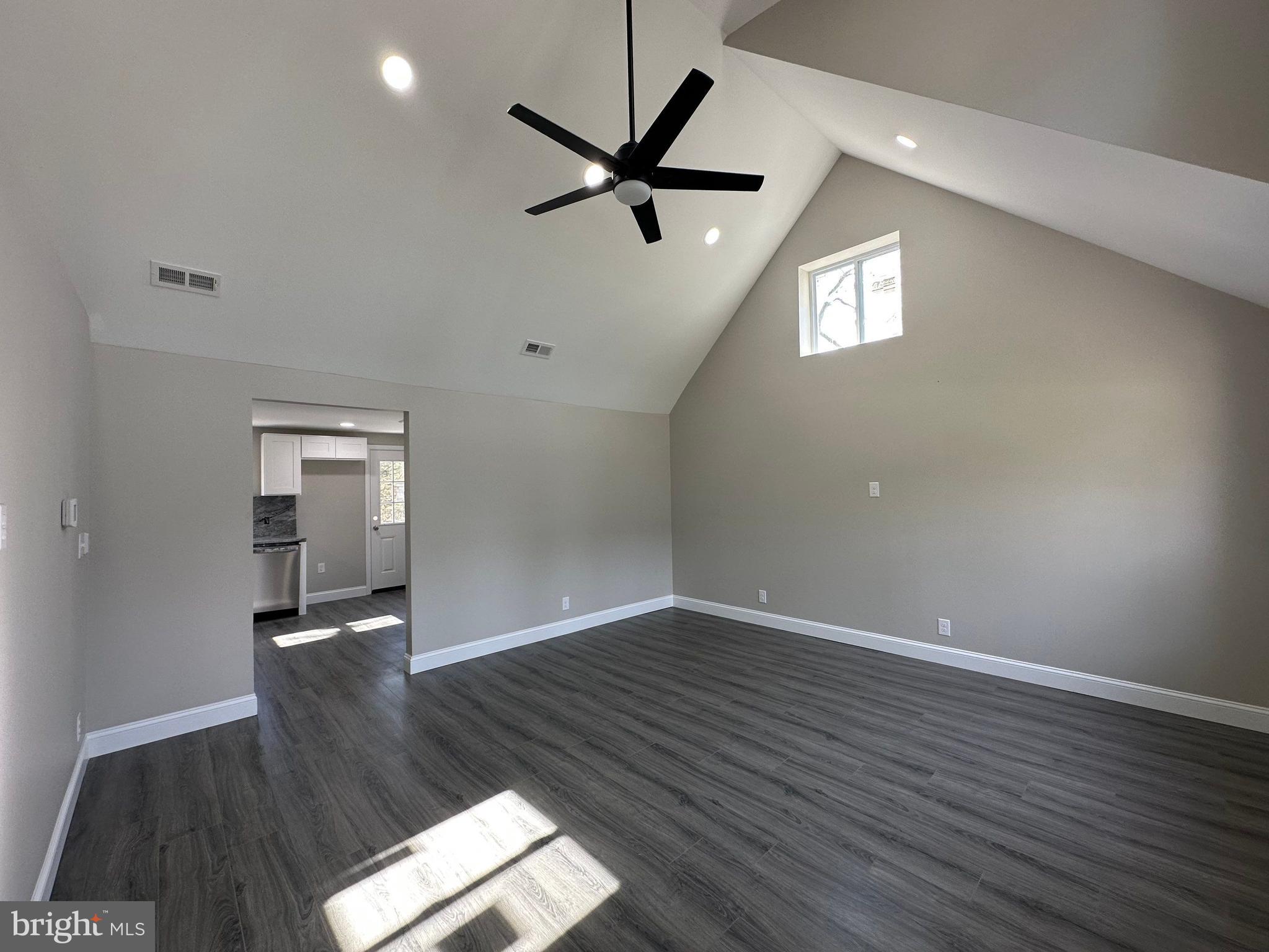 1040 Bridgeton Road Greenwich, NJ 08323 - Photo 4 of 14 Gallery Image 4
