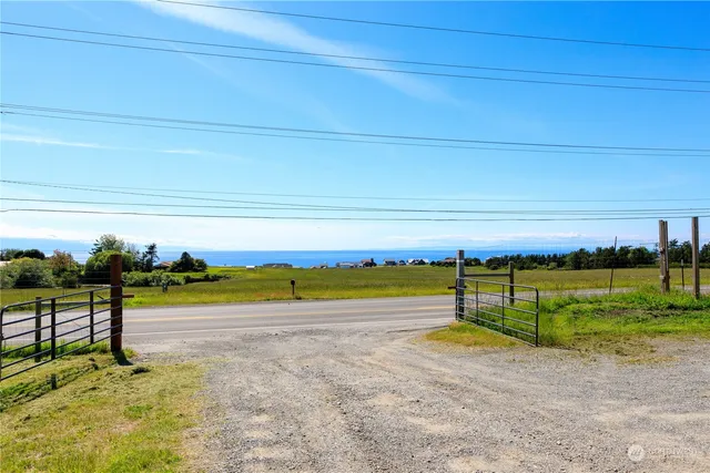 $2,665,000 | 886 West Beach Road, Coupeville, WA 98239