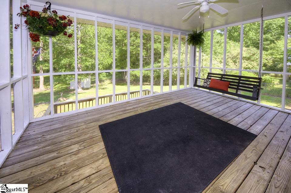 402 Quail Run Circle Fountain Inn, SC 29644 - Photo 5 of 29 Gallery Image 5