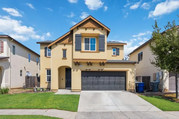 $415,000 | 7374 East Giavanna Avenue, Fresno, CA 93737