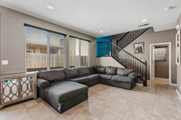 $415,000 | 7374 East Giavanna Avenue, Fresno, CA 93737