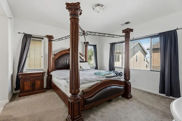 $415,000 | 7374 East Giavanna Avenue, Fresno, CA 93737