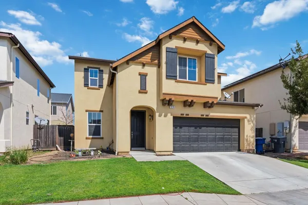 $415,000 | 7374 East Giavanna Avenue, Fresno, CA 93737