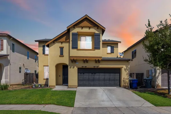 $415,000 | 7374 East Giavanna Avenue, Fresno, CA 93737