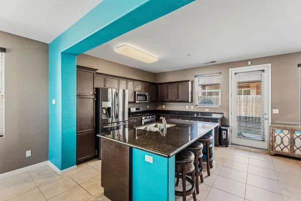 $415,000 | 7374 East Giavanna Avenue, Fresno, CA 93737