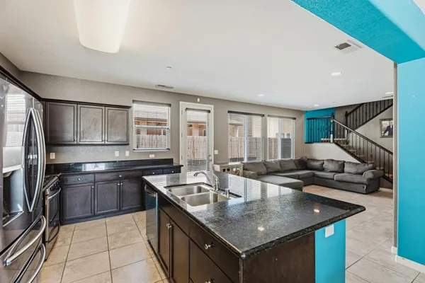 $415,000 | 7374 East Giavanna Avenue, Fresno, CA 93737