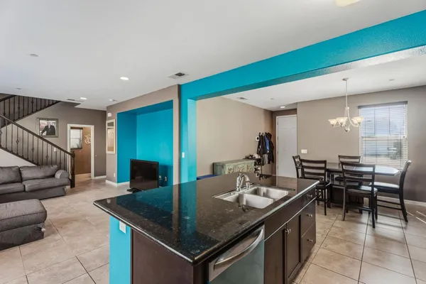 $415,000 | 7374 East Giavanna Avenue, Fresno, CA 93737