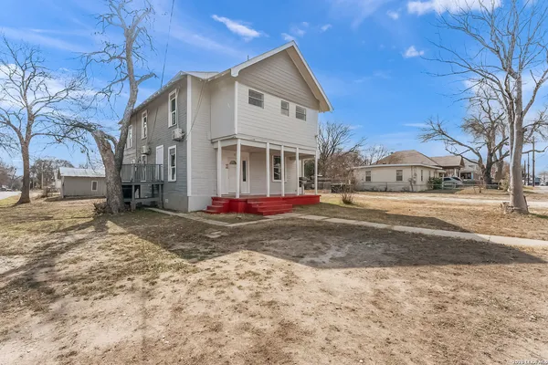 $1,050 | 146 Fairview Avenue, Unit 1, San Antonio, TX 78223