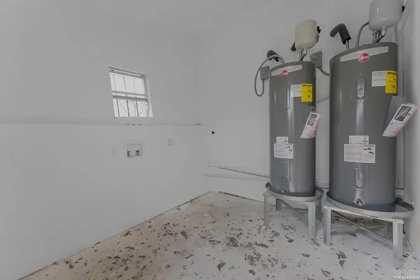 $1,050 | 146 Fairview Avenue, Unit 1, San Antonio, TX 78223