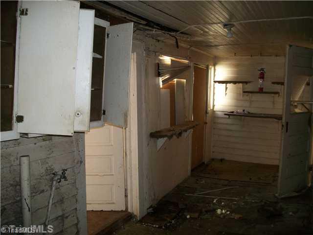 209 Idol Street High Point, NC 27262 - Photo 6 of 14 Laundry Room.