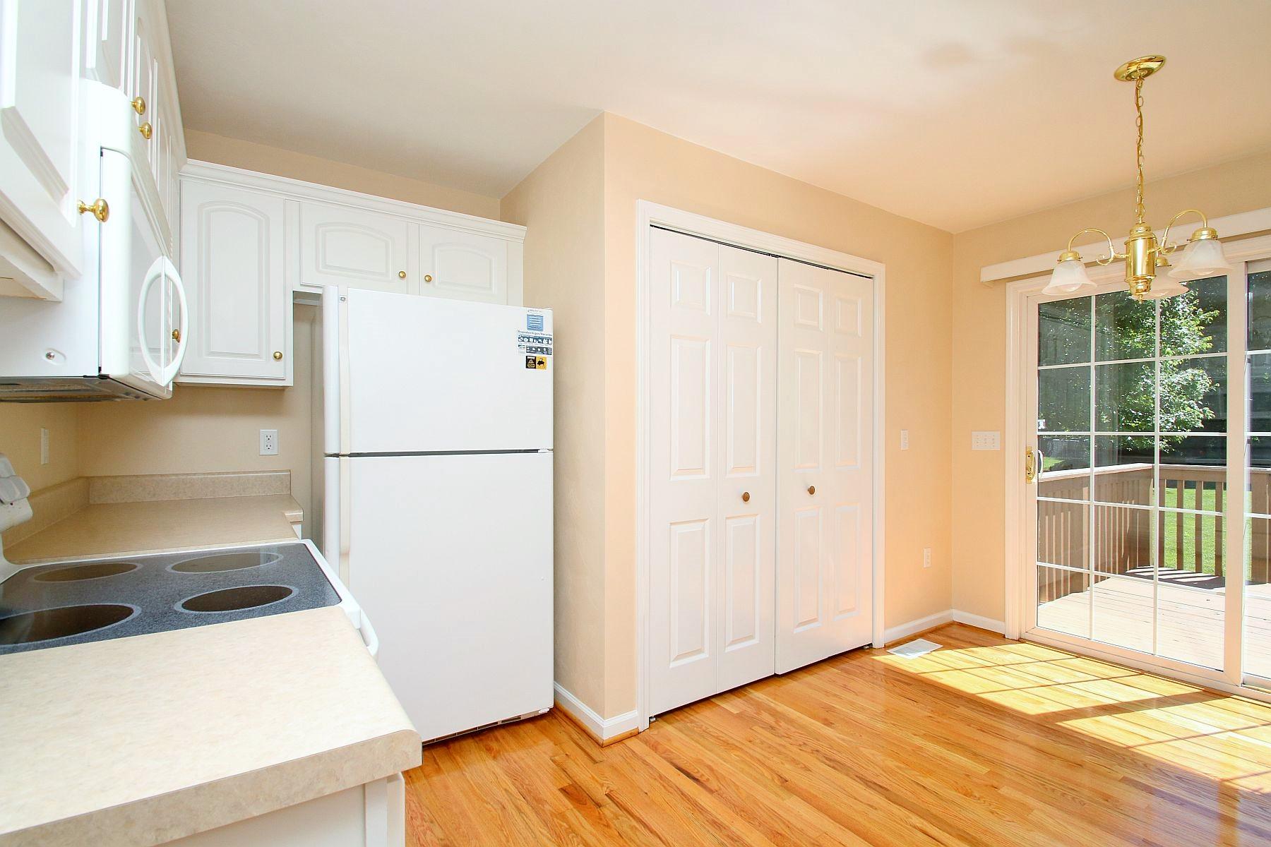 2549 Weaver Road Southwest Roanoke, VA 24015 - Photo 14 of 40 img_2809