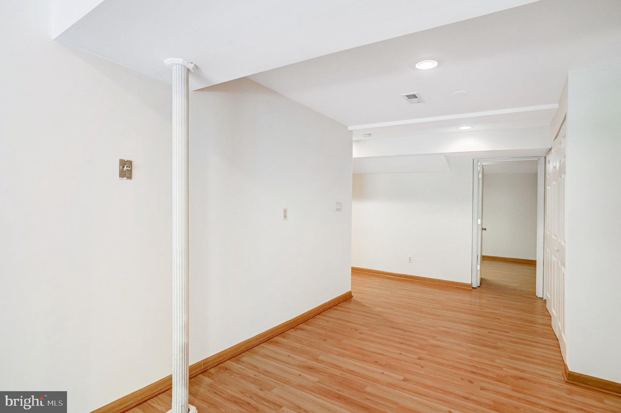 124 Environs Road Sterling, VA 20165 - Photo 46 of 62