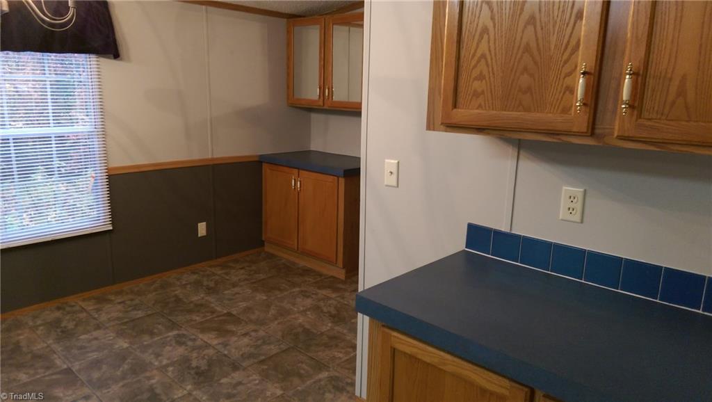 2678 Bethany Road Madison, NC 27025 - Photo 5 of 18