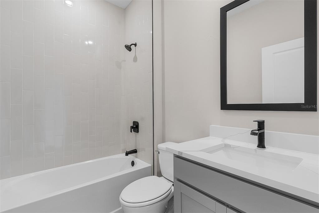 2405 Gallagher Road Dover, FL 33527 - Photo 7 of 12