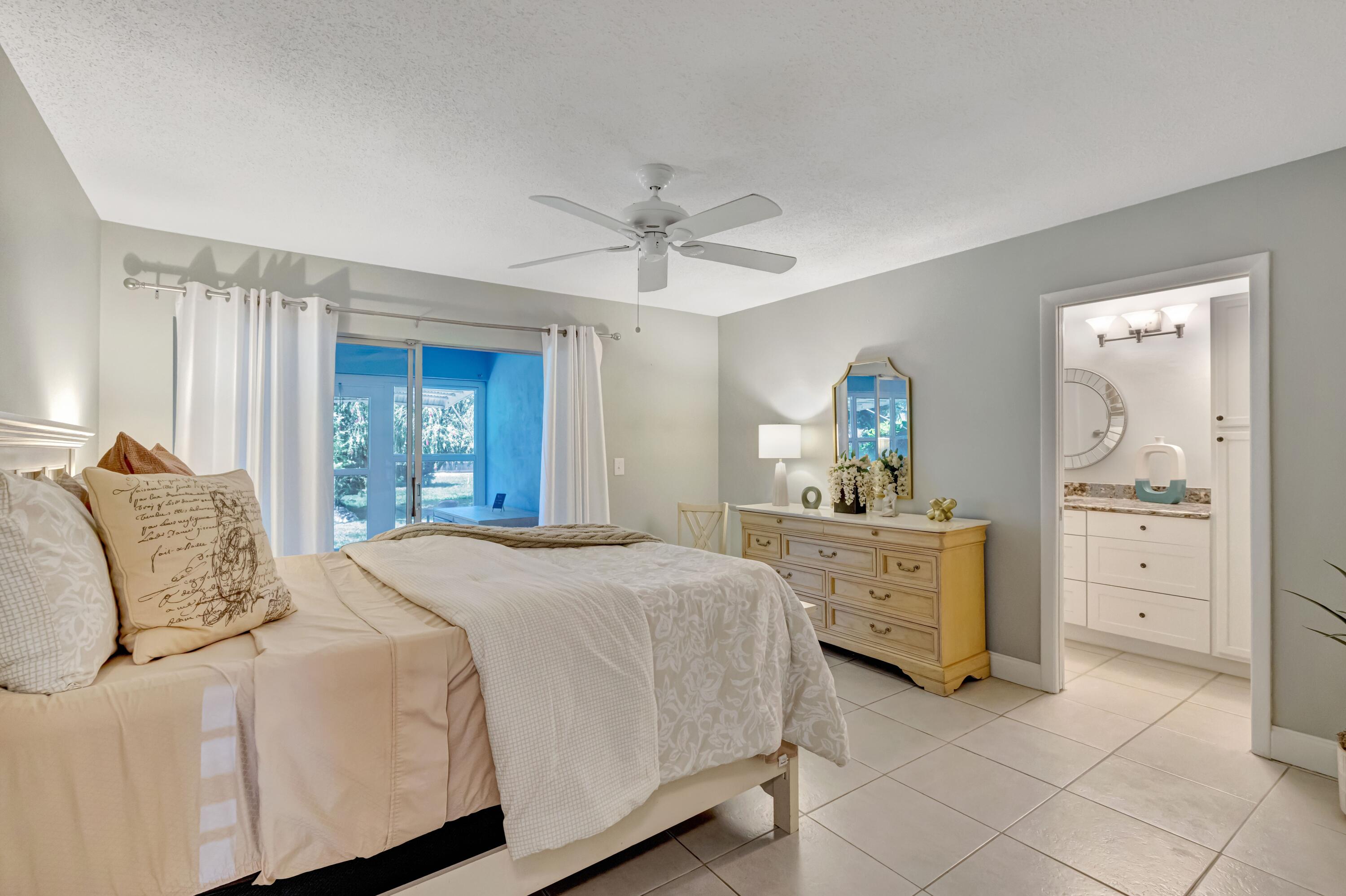 215 Manatee Lane, Unit B Fort Pierce, FL 34982 - Photo 13 of 22 jpeg-optimizer_13-print-3A5A1105