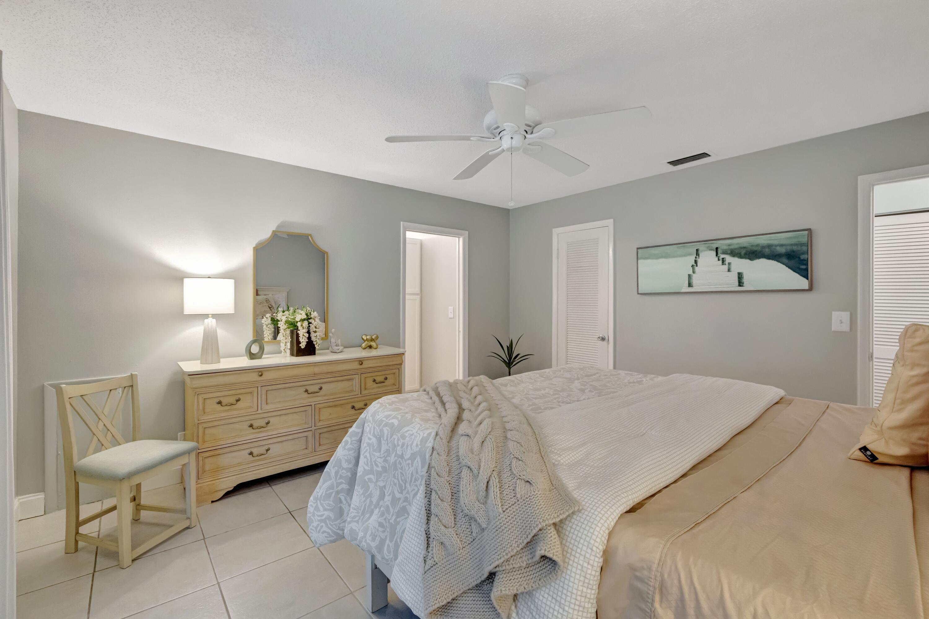 215 Manatee Lane, Unit B Fort Pierce, FL 34982 - Photo 15 of 22 jpeg-optimizer_15-print-3A5A1115