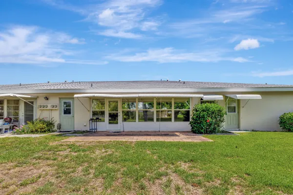 $1,700 | 215 Manatee Lane, Unit B, Fort Pierce, FL 34982