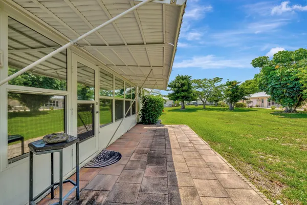 $1,700 | 215 Manatee Lane, Unit B, Fort Pierce, FL 34982