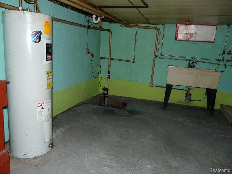 4436 East Dunbar Road Monroe, MI 48161 - Photo 10 of 11 Basement view 1