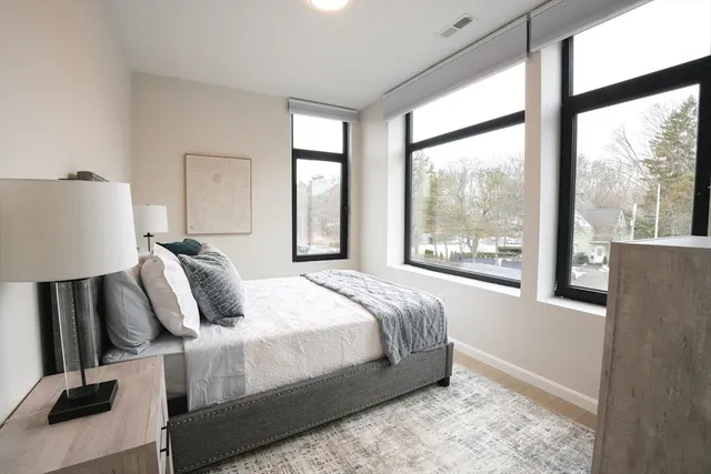 $4,850 | 680 Worcester Street, Unit 201, Wellesley, MA 02482