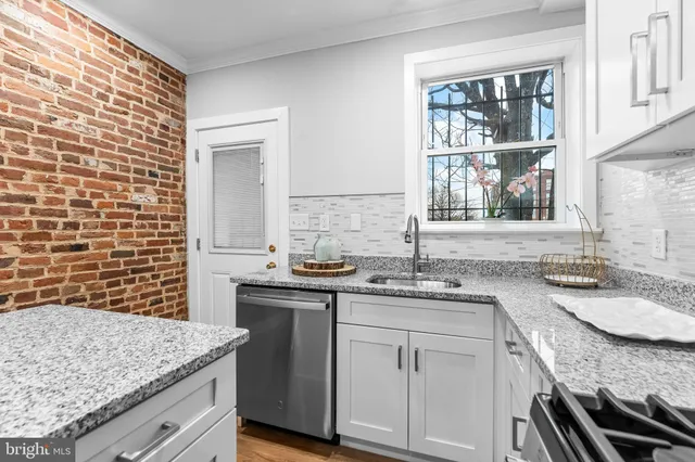 $385,000 | 1003 West Fayette Street, Baltimore, MD 21223