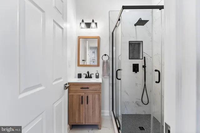 $385,000 | 1003 West Fayette Street, Baltimore, MD 21223