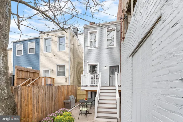 $385,000 | 1003 West Fayette Street, Baltimore, MD 21223