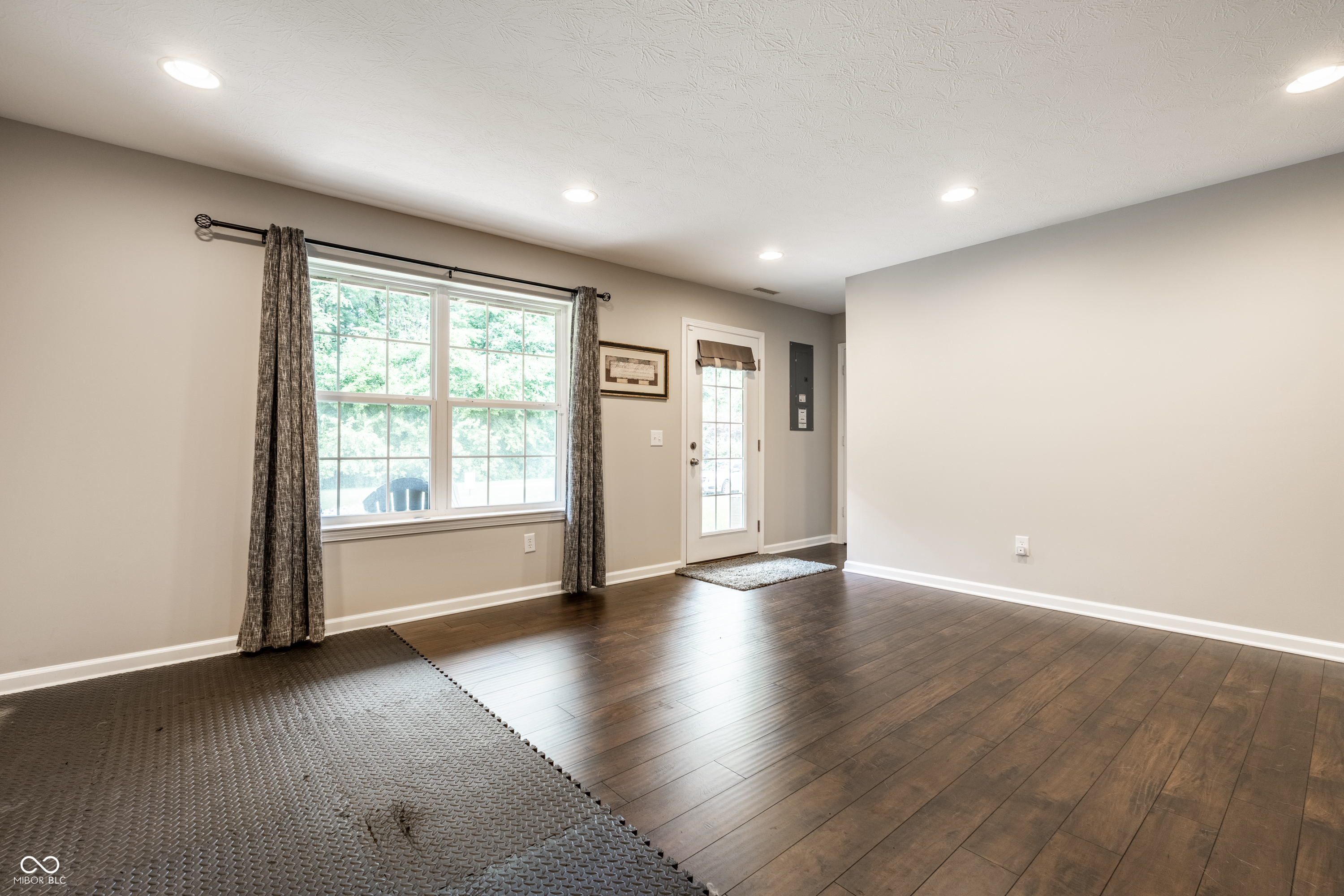 13068 Raritan Drive Fishers, IN 46038 - Photo 28 of 35 Gallery Image 28