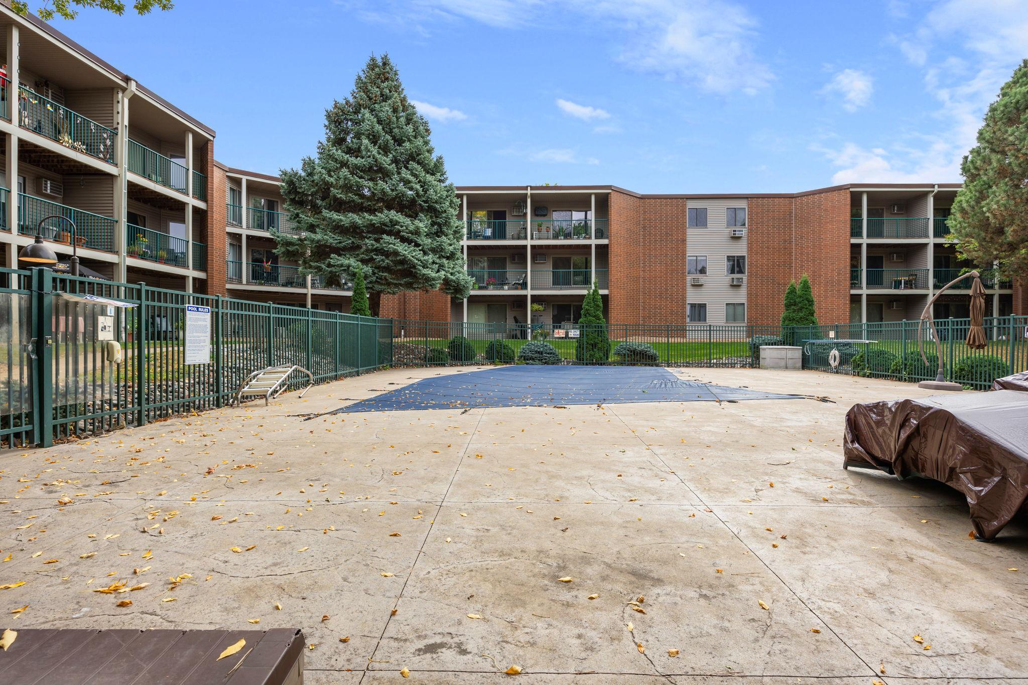 1700 Four Oaks Road, Unit 118 Eagan, MN 55121 - Photo 1 of 1 Gallery Image 1