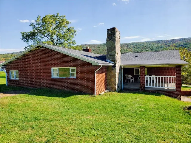 $289,000 | 349 Hopwood Coolspring Road, Hopwood, PA 15445