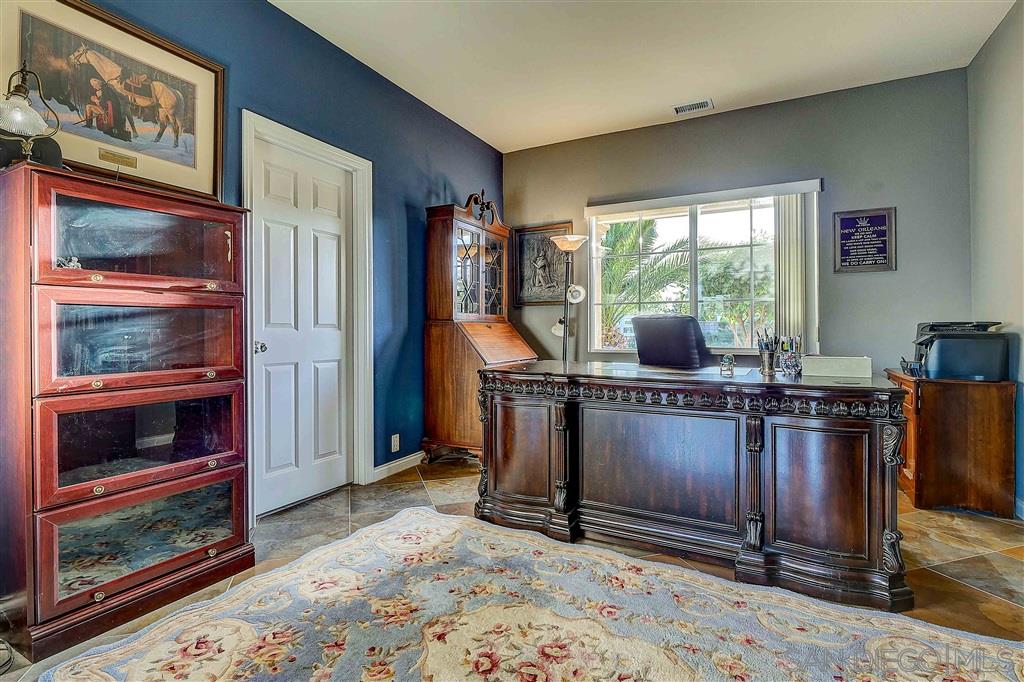 10053 Silva Road El Cajon, CA 92021 - Photo 11 of 25 Gallery Image 11
