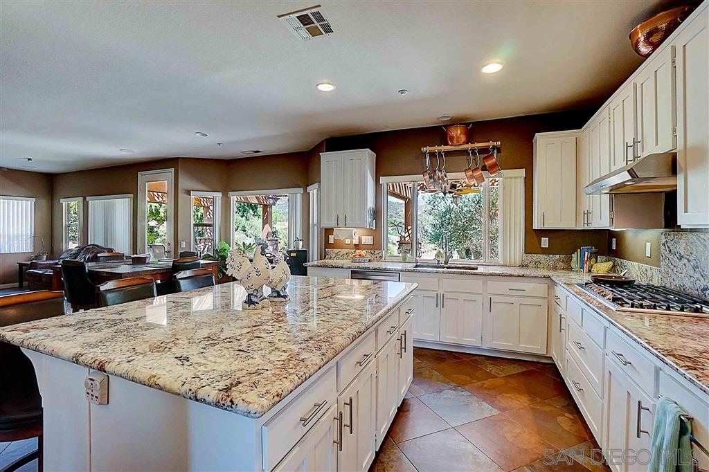 10053 Silva Road El Cajon, CA 92021 - Photo 3 of 25 Gallery Image 3
