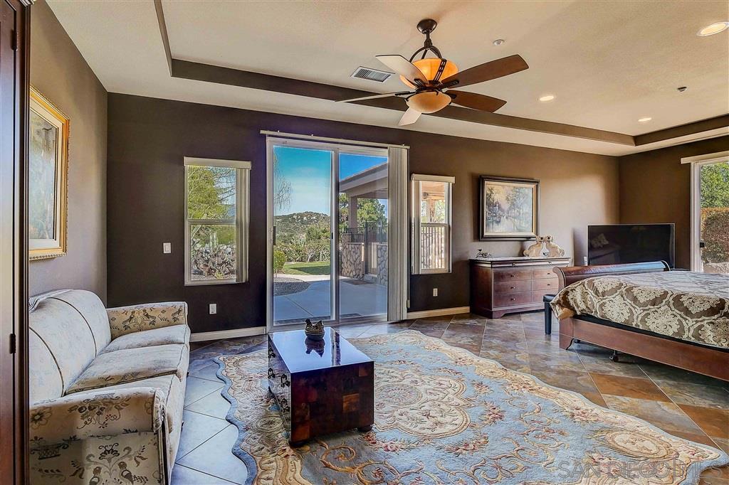 10053 Silva Road El Cajon, CA 92021 - Photo 6 of 25 Gallery Image 6