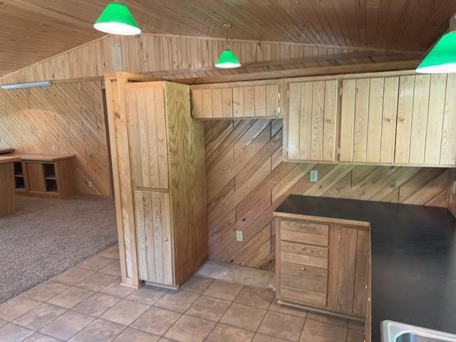 2172 Stuart Road Hibbing, MN 55746 - Photo 9 of 28 Gallery Image 9