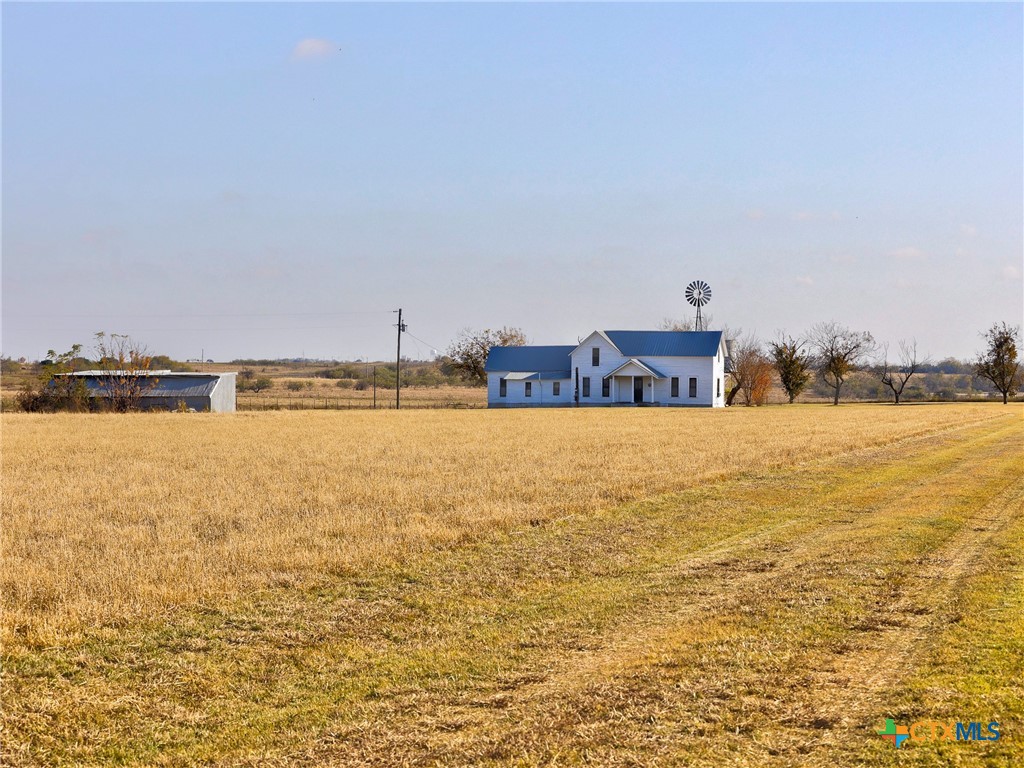 1165 County Road 238 Georgetown, TX 78633 - Photo 2 of 26 a view of an ocean