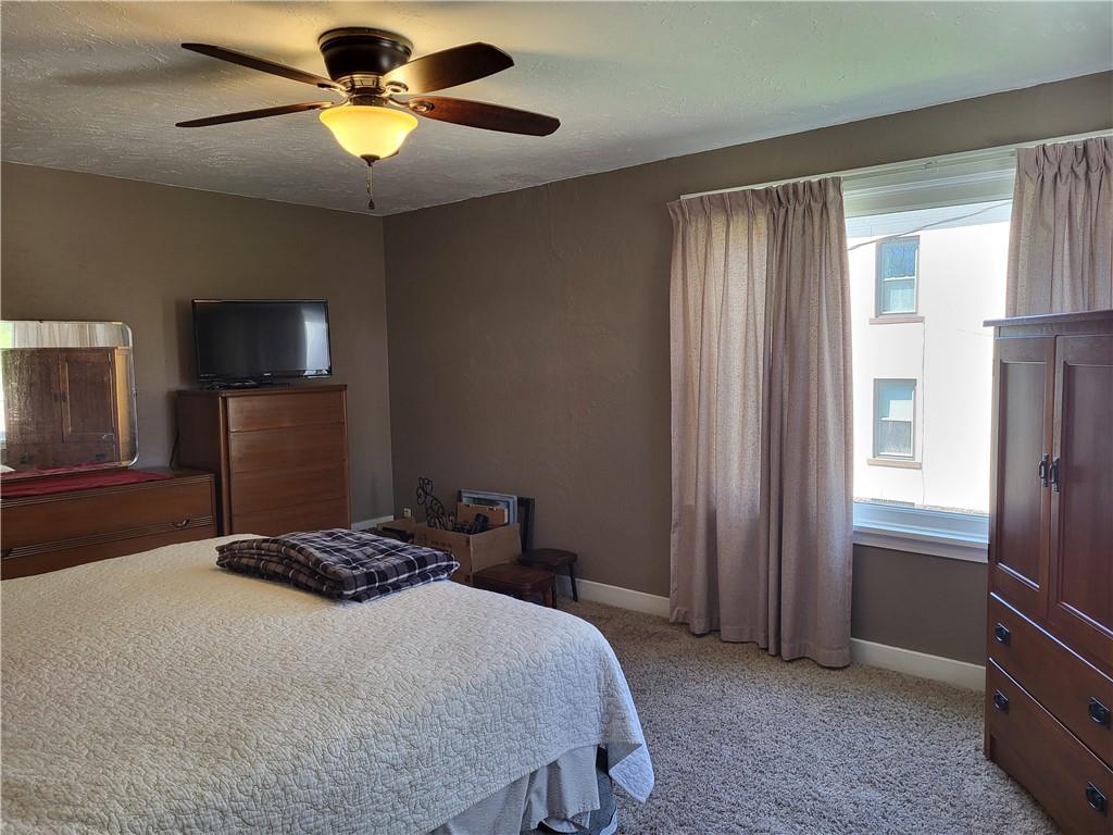 211 Oak Street Butler, PA 16001 - Photo 18 of 37 ...New Ceiling Fan