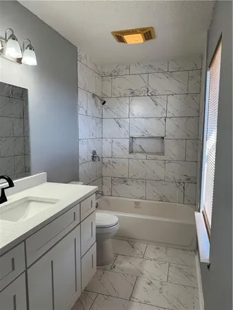 $217,800 | 2020 Lac La Belle Drive, Harvey, LA 70058