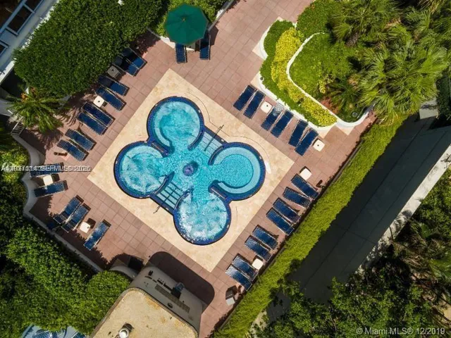 $450,000 | 1717 North Bayshore Drive, Unit A1439, Miami, FL 33132