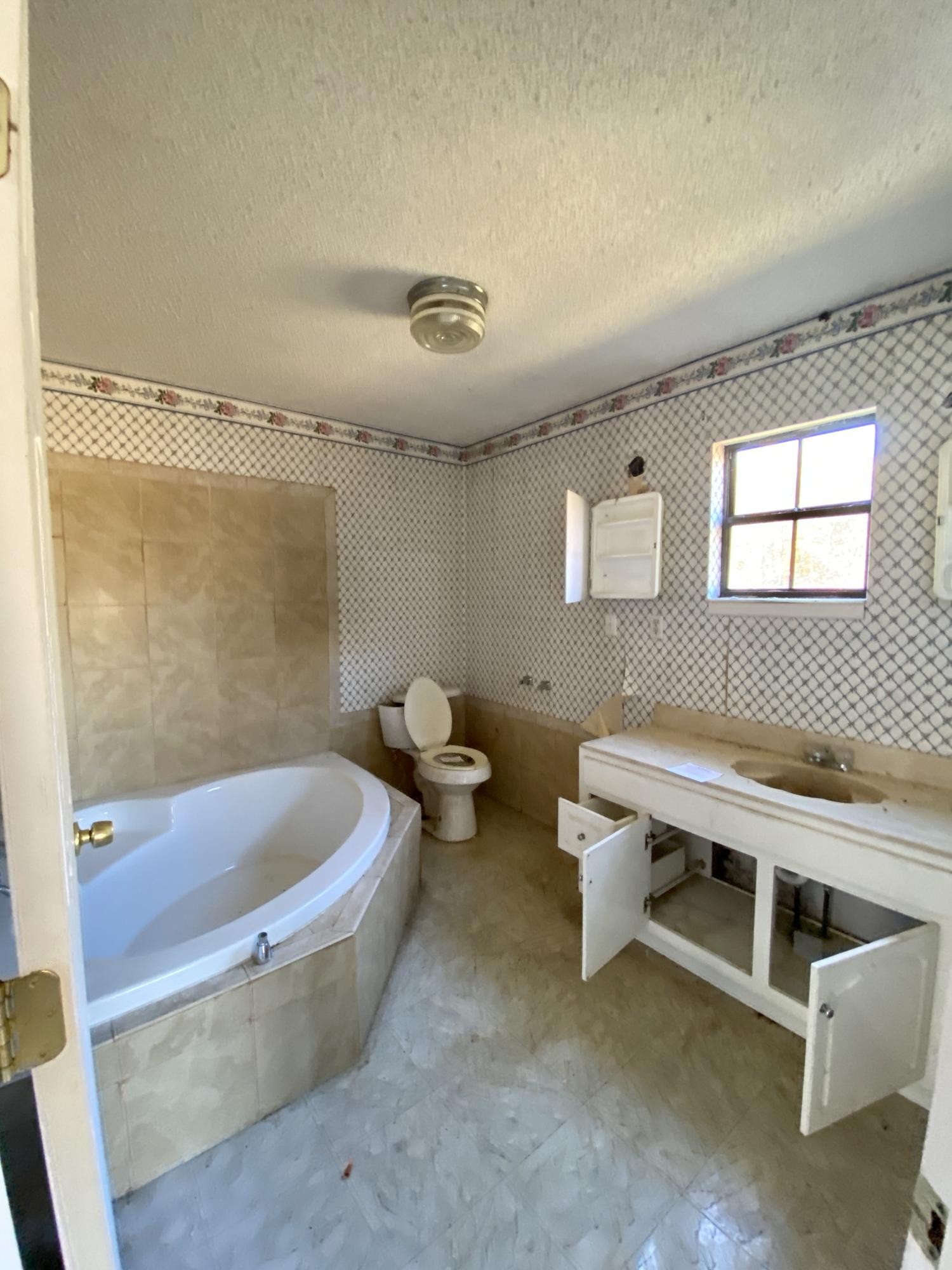 687 Pine Road Pikeville, TN 37367 - Photo 13 of 39 Gallery Image 13